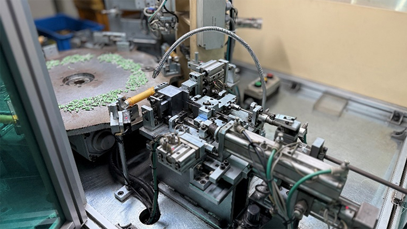 Spool Assembly Machine